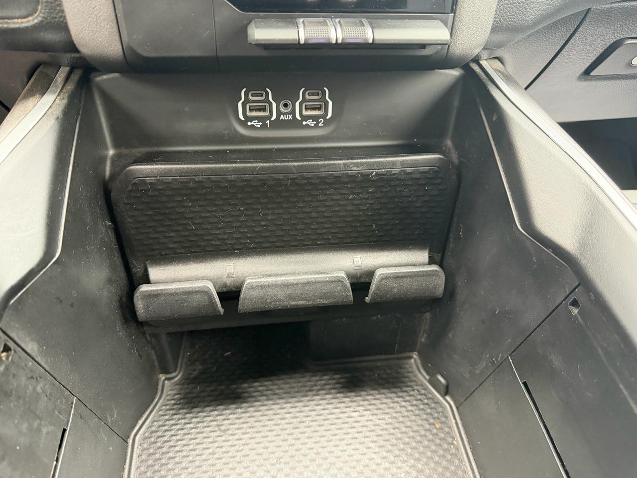 RAM 1500 Big Horn Quad Cab 4WD 2021