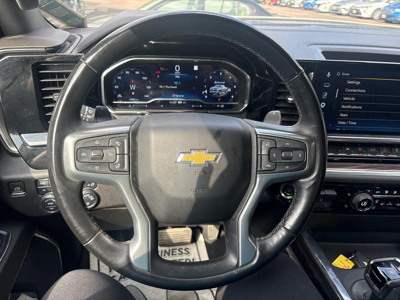Chevrolet Silverado 1500 LT Crew Cab 4WD 2023