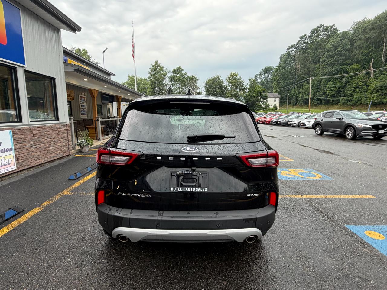 Ford Escape Platinum AWD 2025