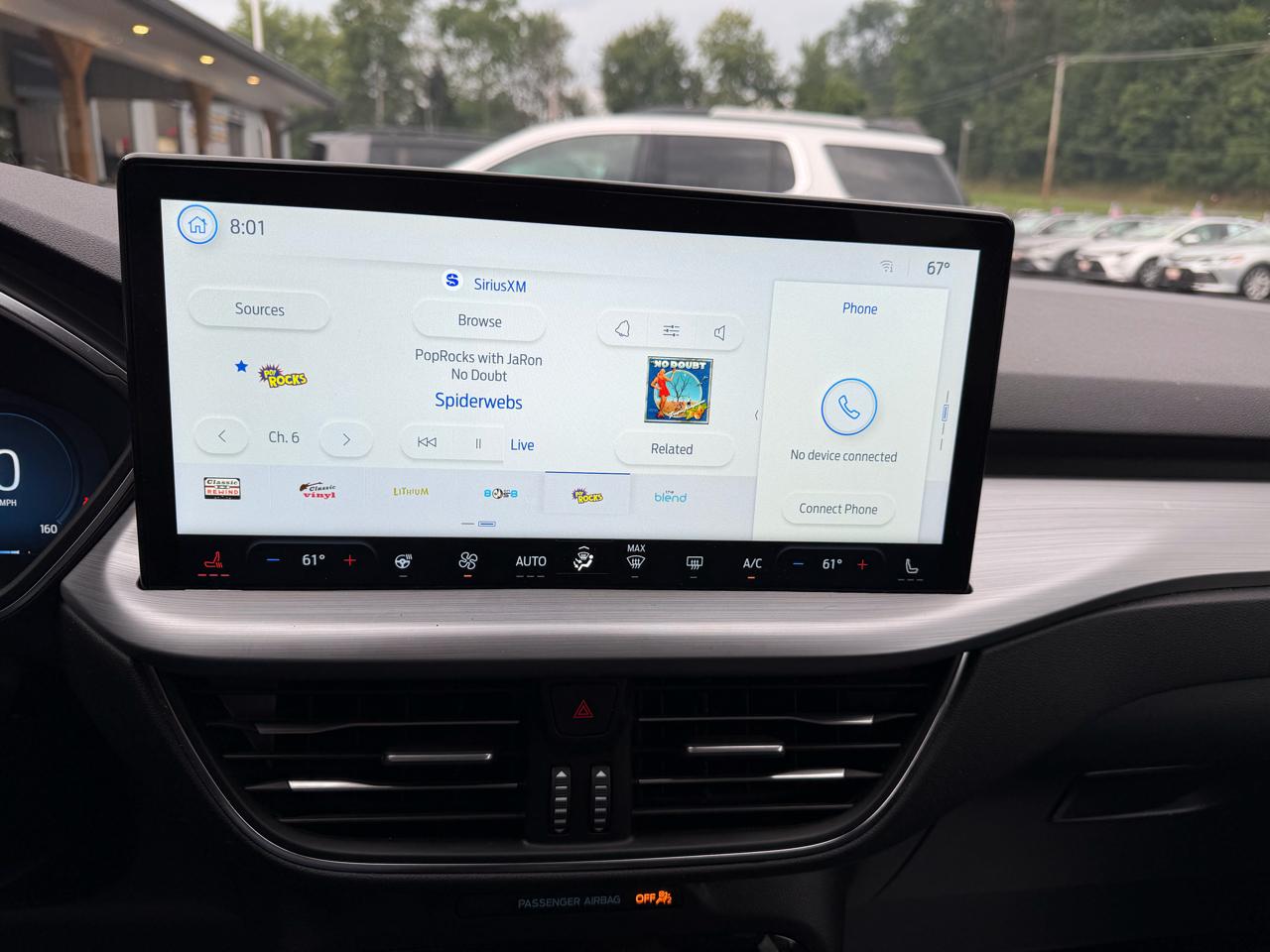 Ford Escape Platinum AWD 2025