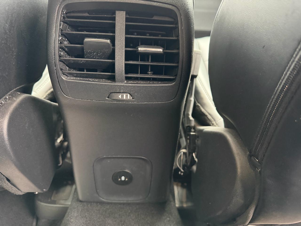 Ford Escape Platinum AWD 2025
