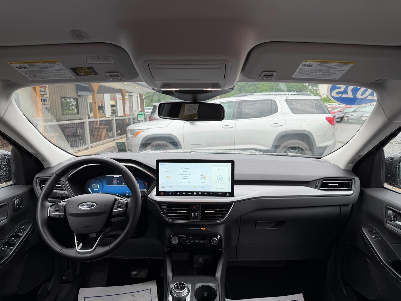 Ford Escape Platinum AWD 2025