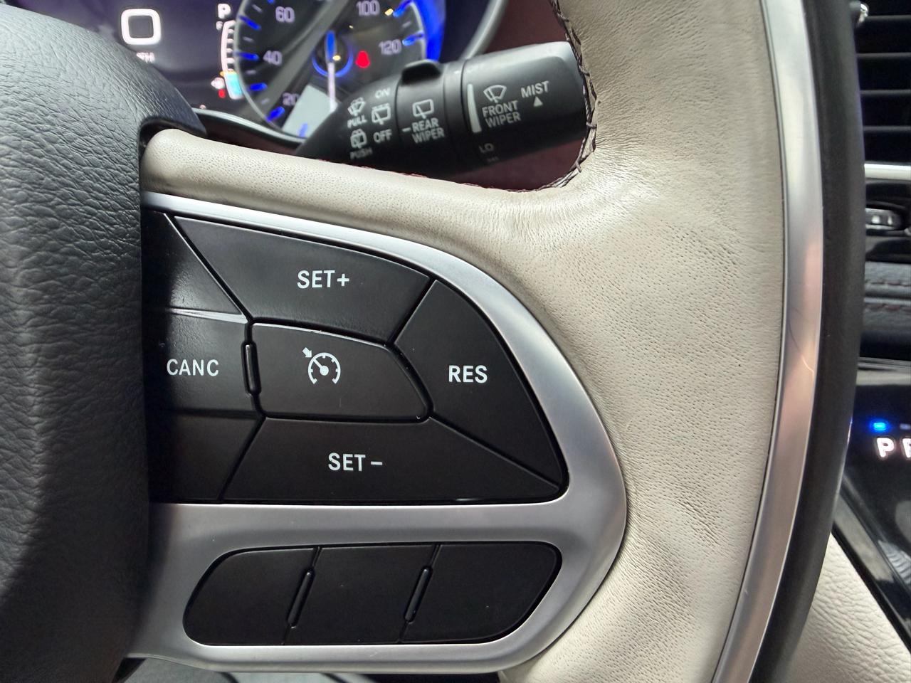 Chrysler Pacifica Limited 2019