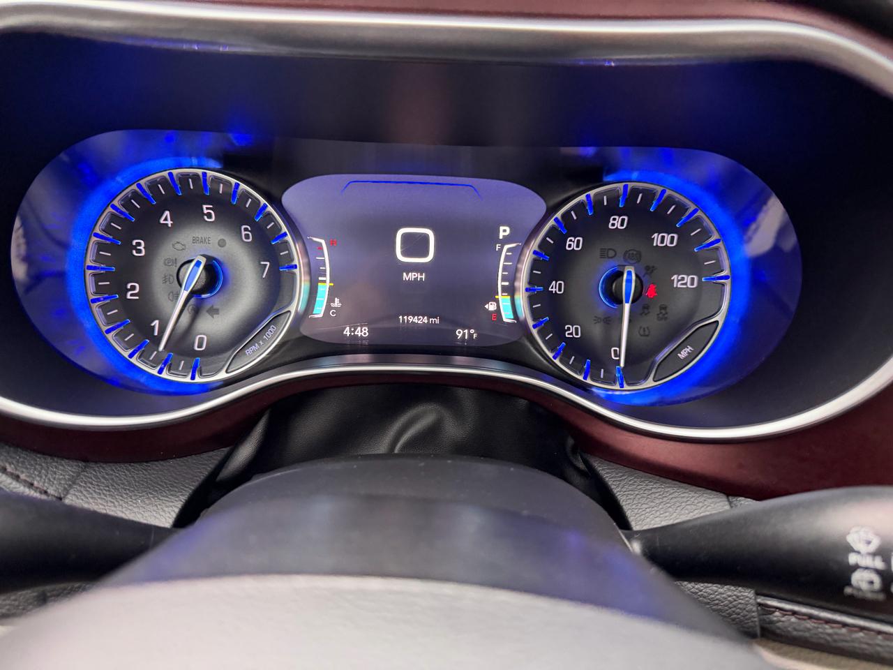 Chrysler Pacifica Limited 2019