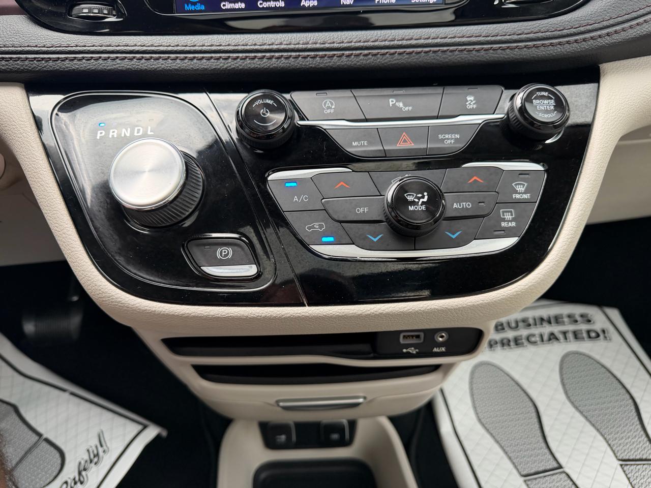 Chrysler Pacifica Limited 2019