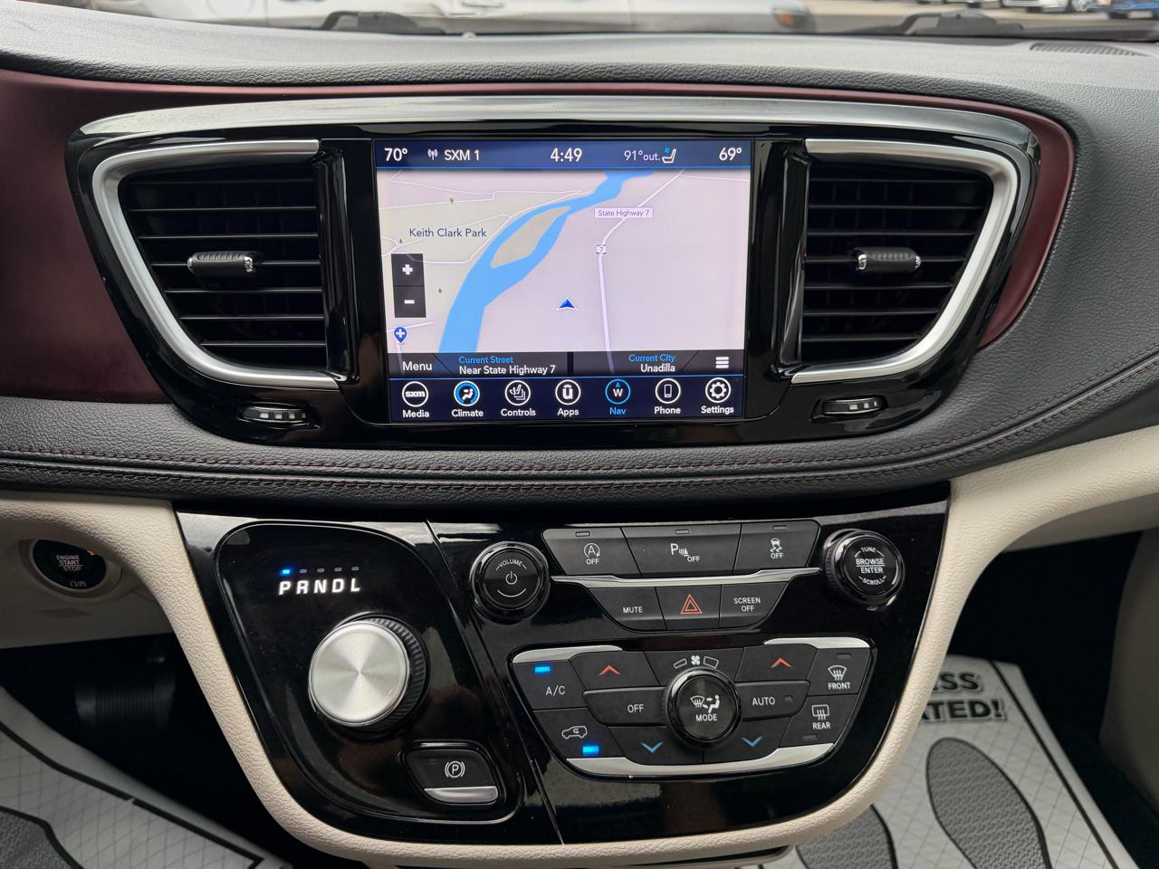 Chrysler Pacifica Limited 2019