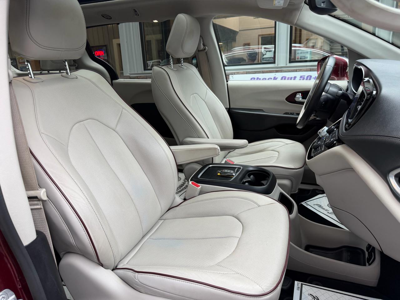 Chrysler Pacifica Limited 2019