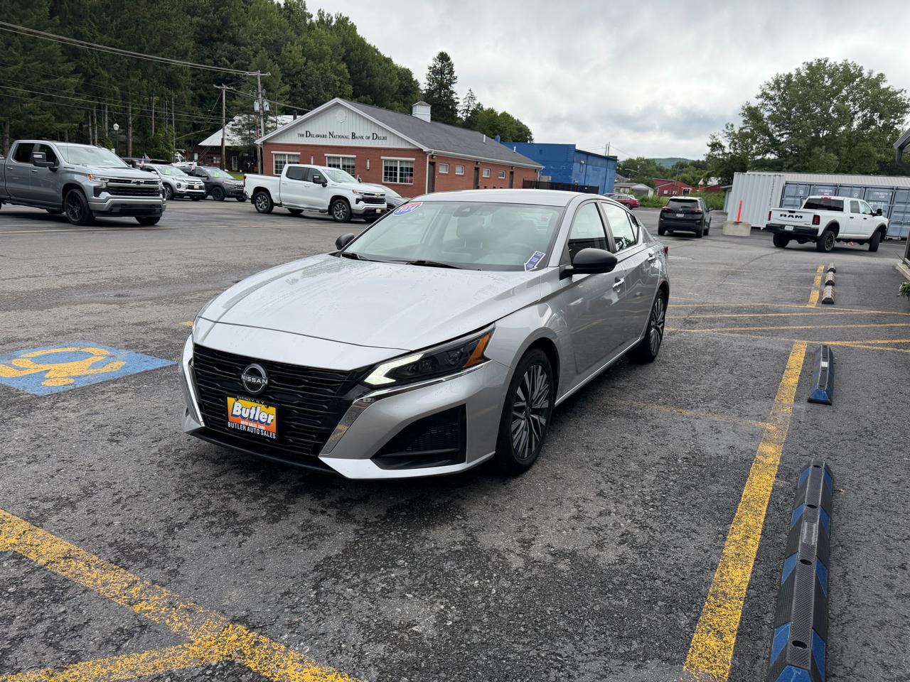 Nissan Altima 2.5 SV 2024