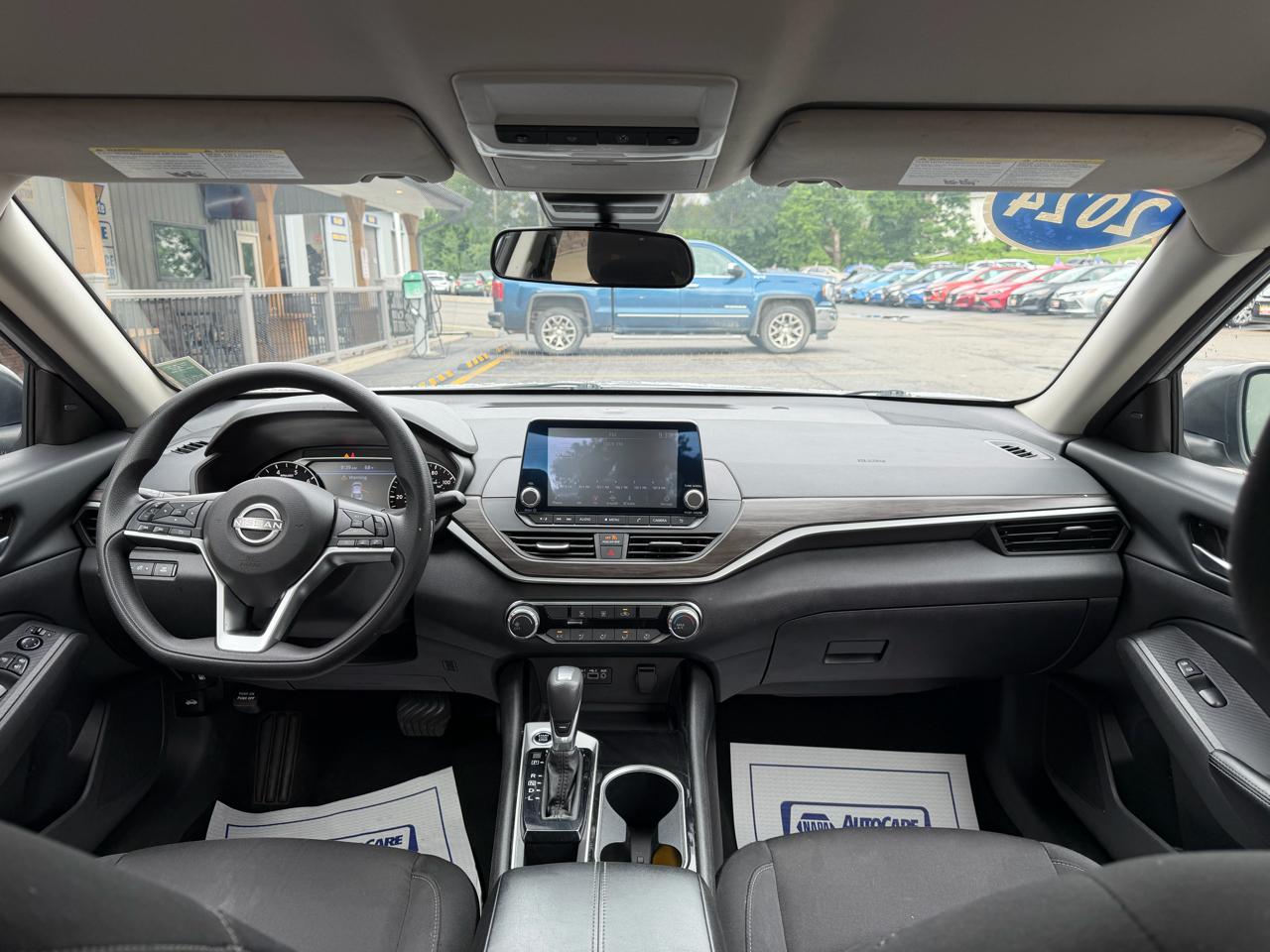 Nissan Altima 2.5 SV 2024