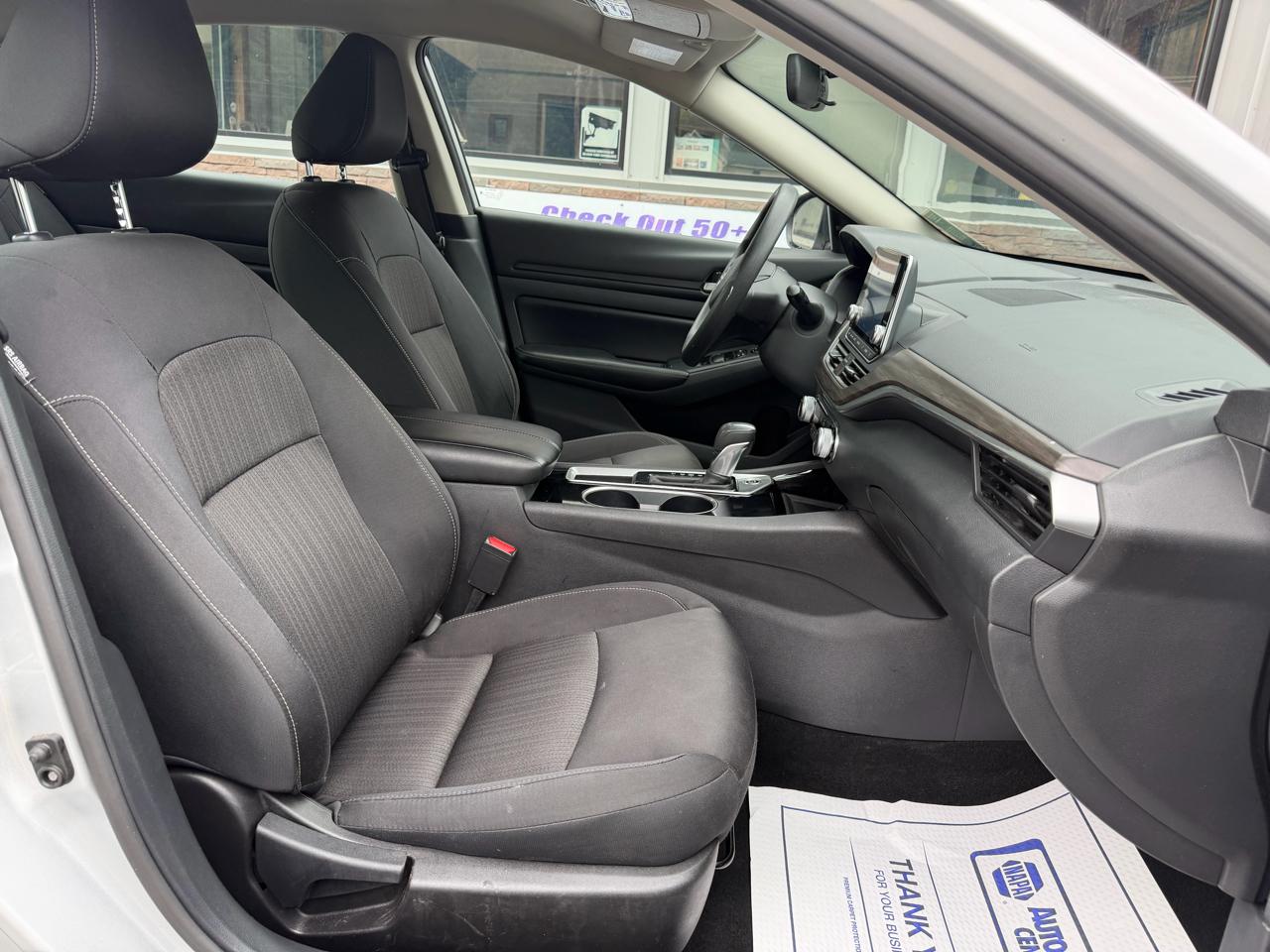 Nissan Altima 2.5 SV 2024