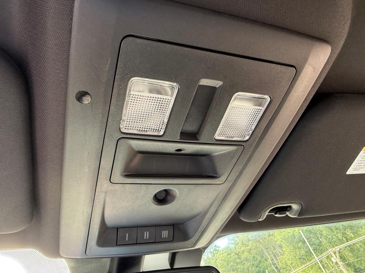 RAM 1500 SLT Quad Cab 4WD 2022