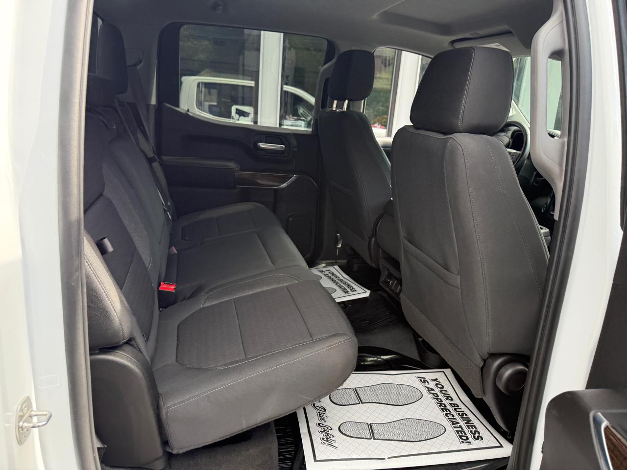 RAM 1500 SLT Quad Cab 4WD 2022