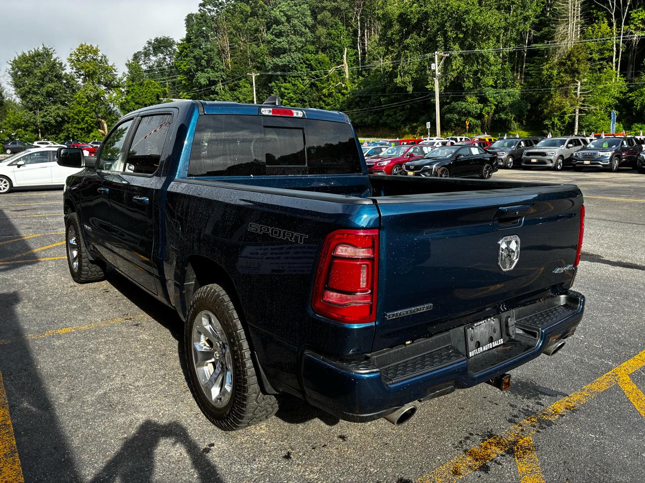 RAM 1500 Big Horn Crew Cab SWB 4WD 2023