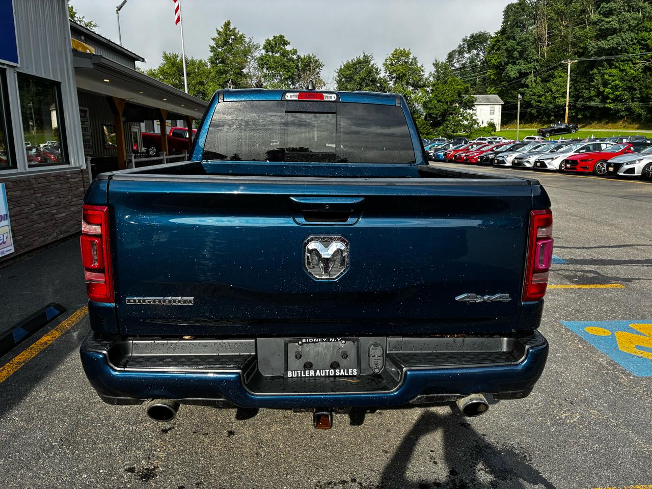 RAM 1500 Big Horn Crew Cab SWB 4WD 2023
