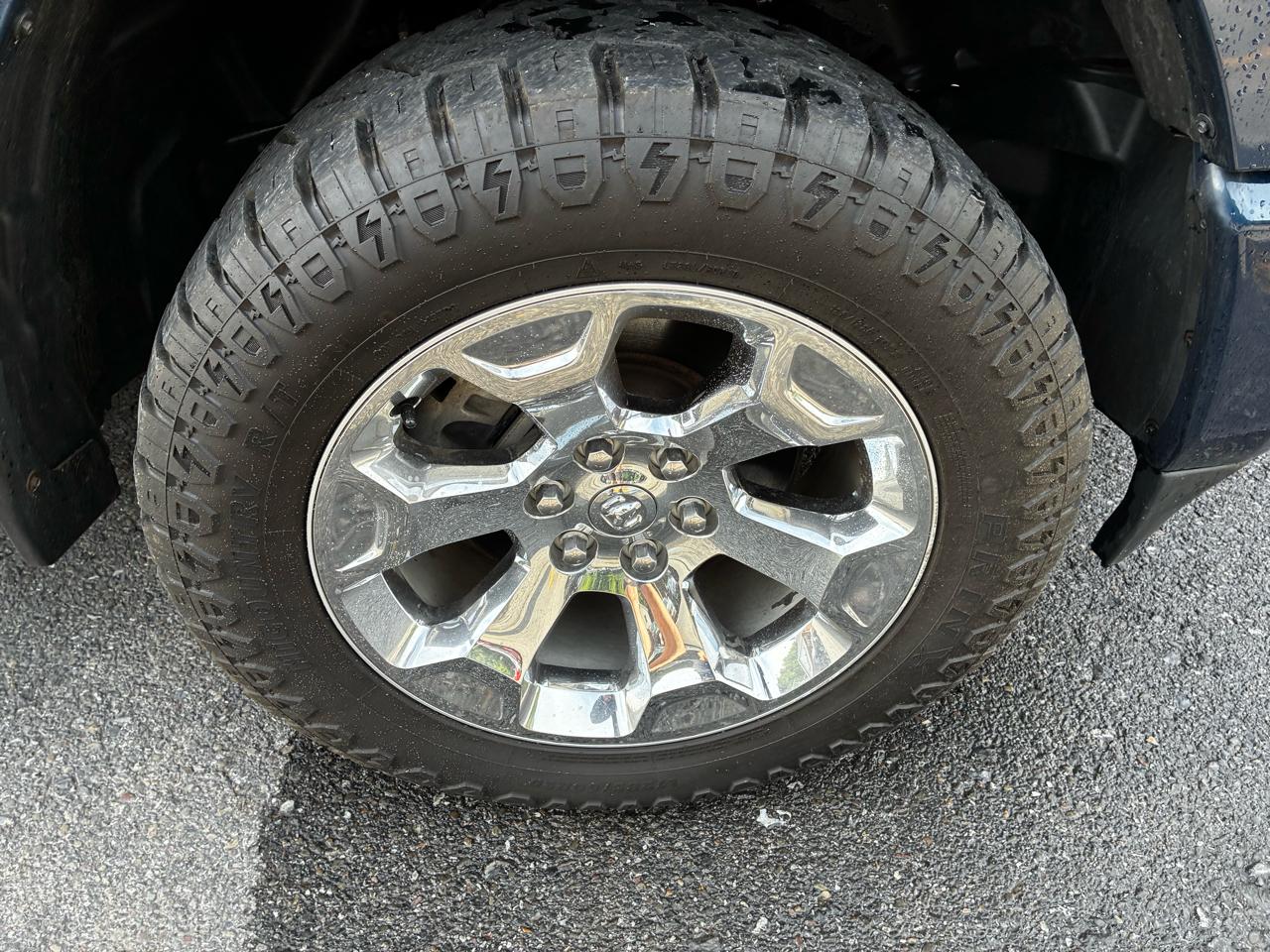 RAM 1500 Big Horn Crew Cab SWB 4WD 2023