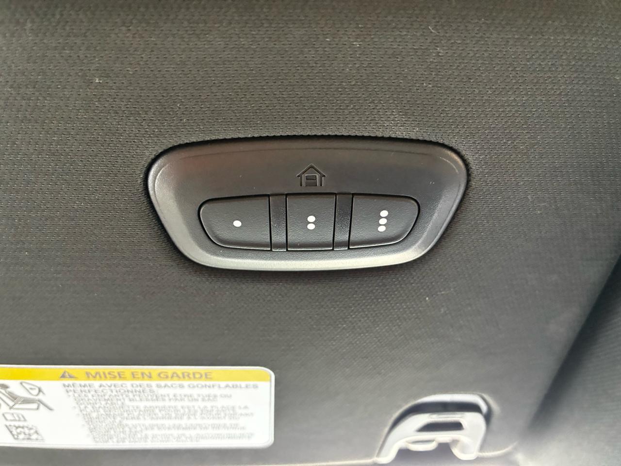 RAM 1500 Big Horn Crew Cab SWB 4WD 2023