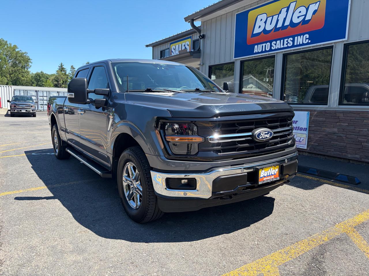 Ford F-150 XLT SuperCrew 4WD 2025