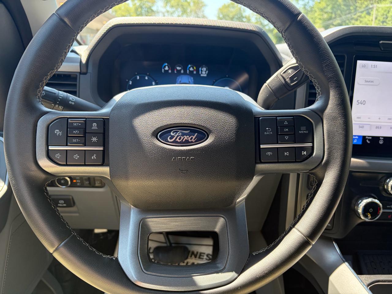 Ford F-150 XLT SuperCrew 4WD 2025