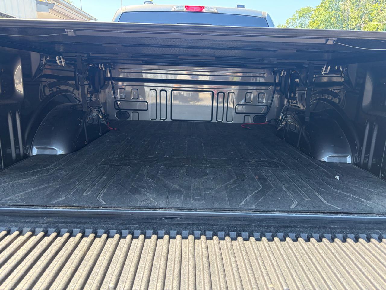 Ford F-150 XLT SuperCrew 4WD 2025