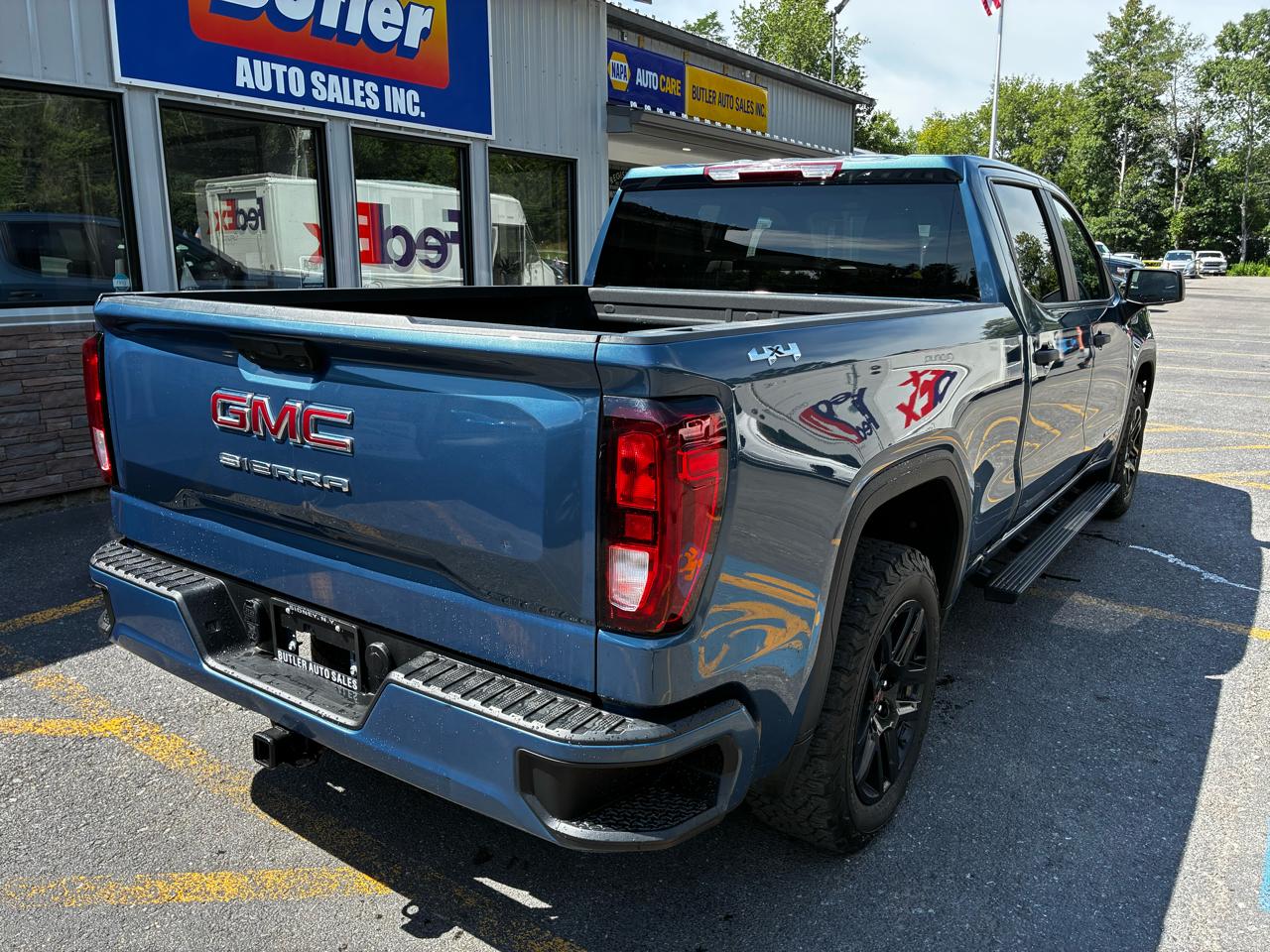 GMC Sierra 1500 Pro Crew Cab Short Box 4WD 2024