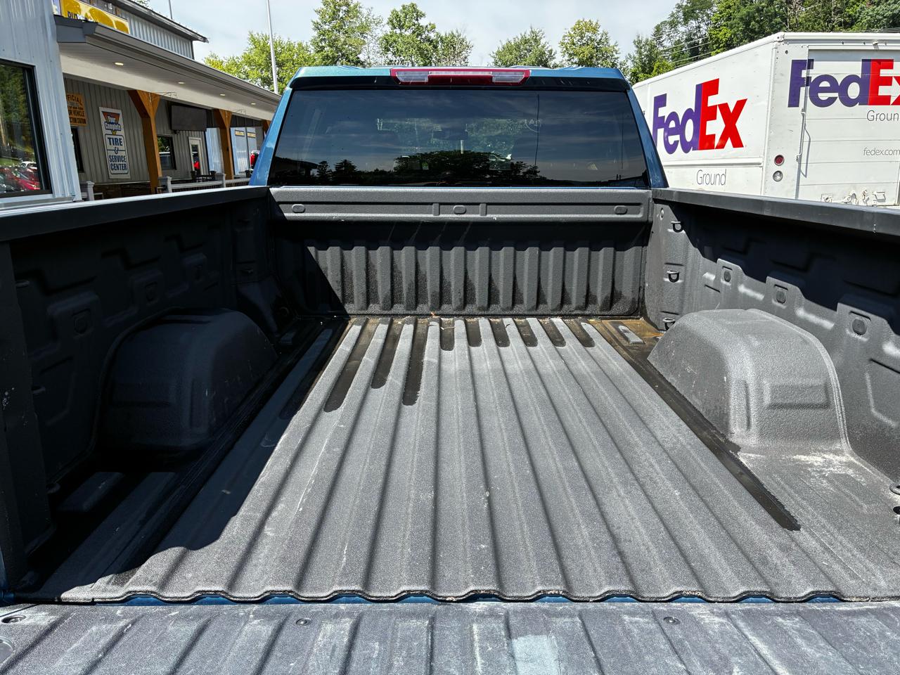 GMC Sierra 1500 Pro Crew Cab Short Box 4WD 2024
