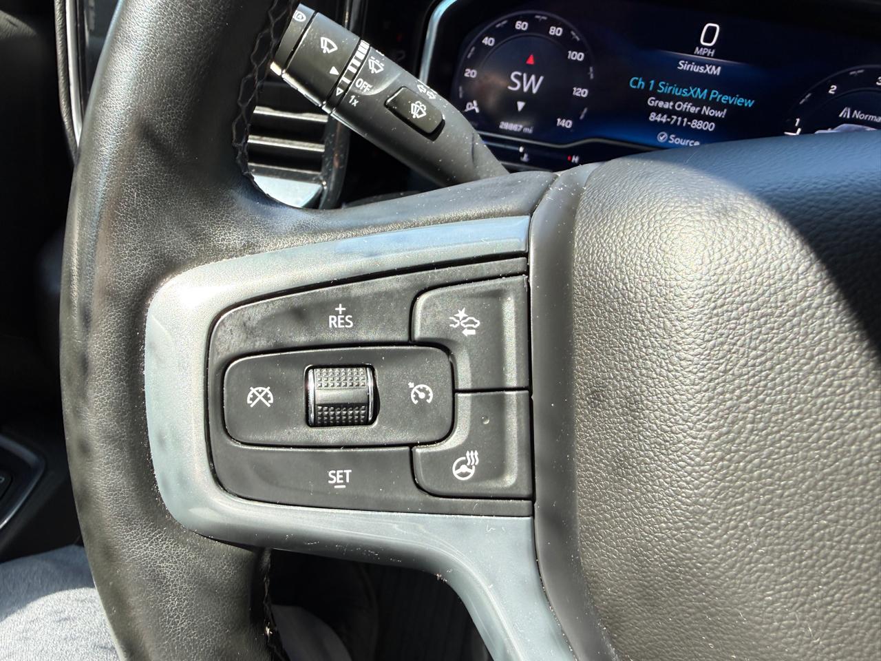 Chevrolet Silverado 1500 LT-L Crew Cab 4WD 2024