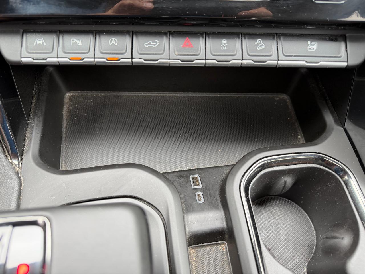 GMC Sierra 1500 AT4 Crew Cab 4WD 2023