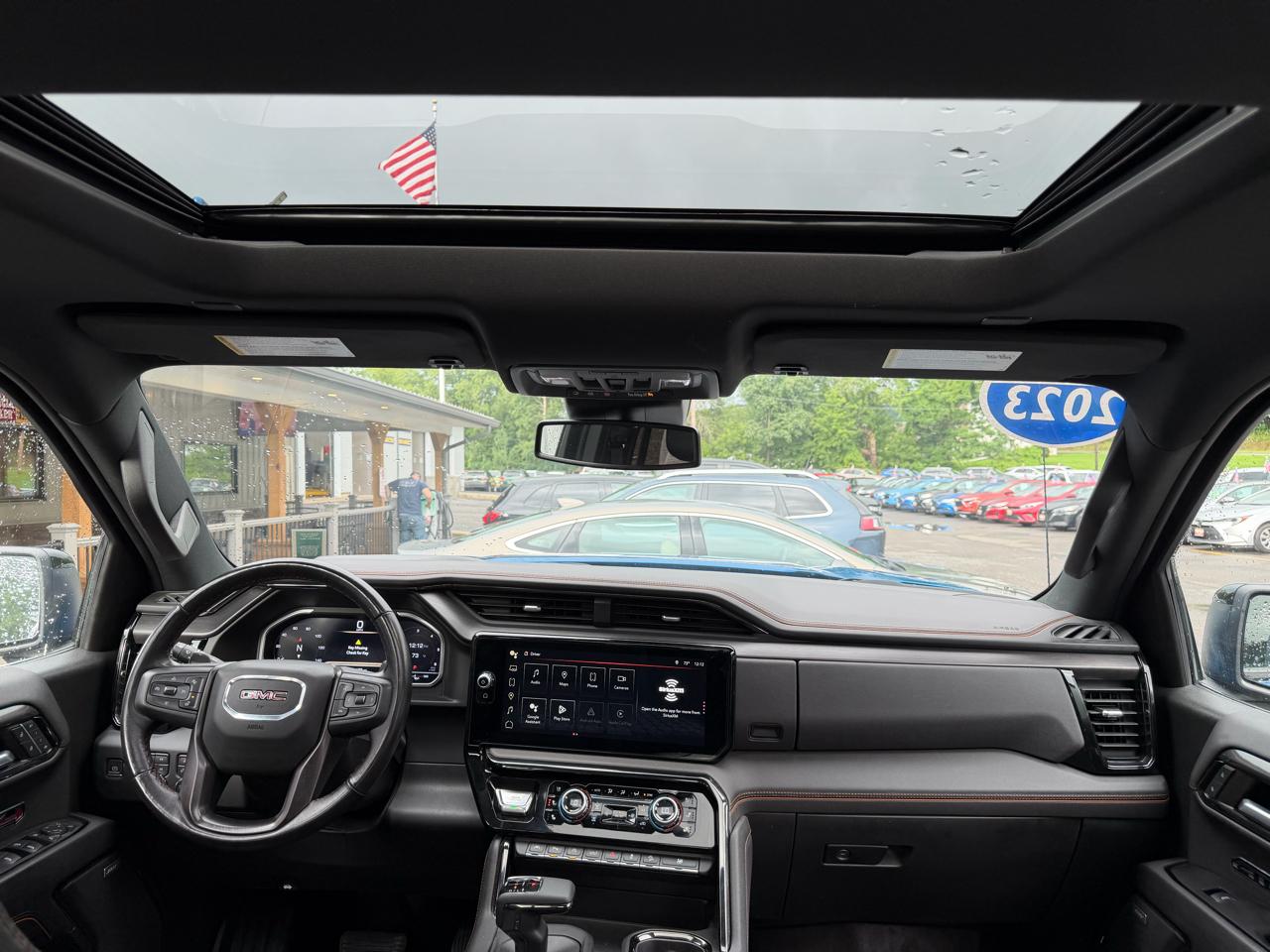 GMC Sierra 1500 AT4 Crew Cab 4WD 2023