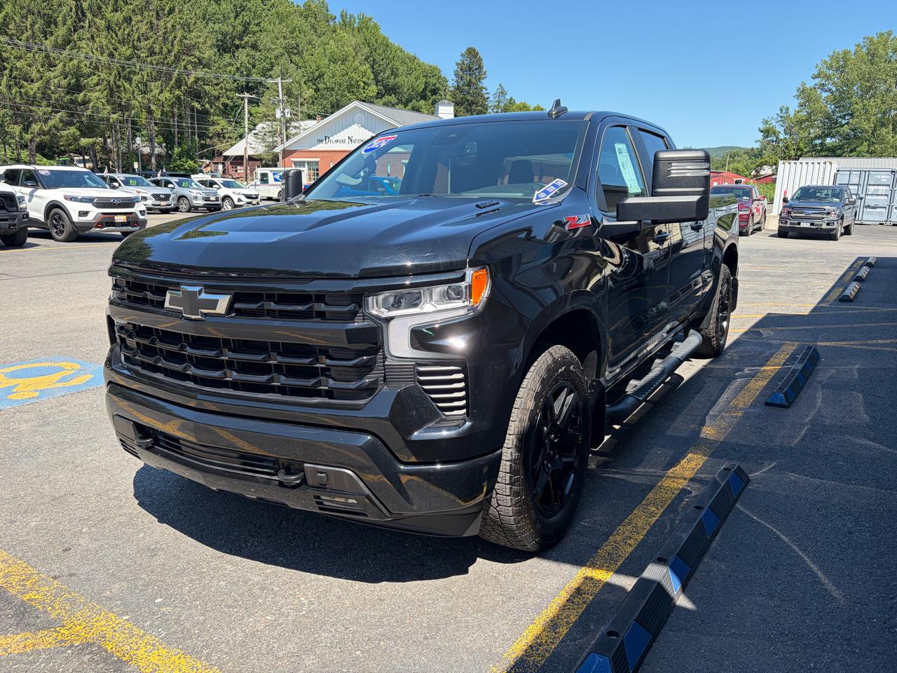 Chevrolet Silverado 1500 RST Crew Cab 4WD 2024