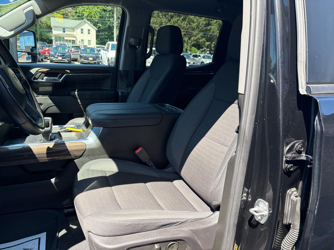 Chevrolet Silverado 1500 RST Crew Cab 4WD 2024