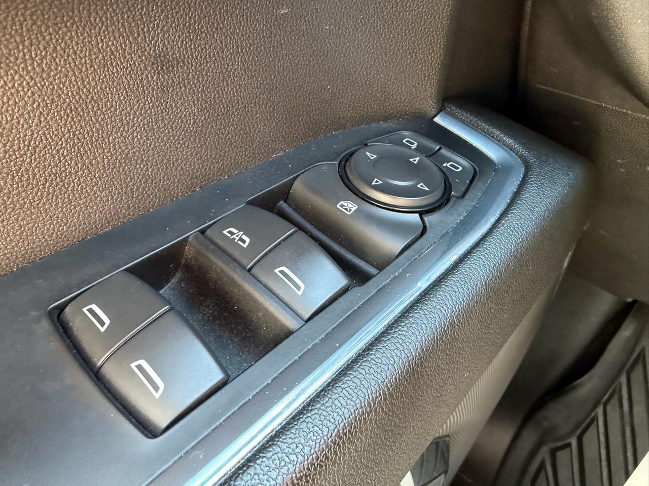 Chevrolet Silverado 1500 RST Crew Cab 4WD 2024