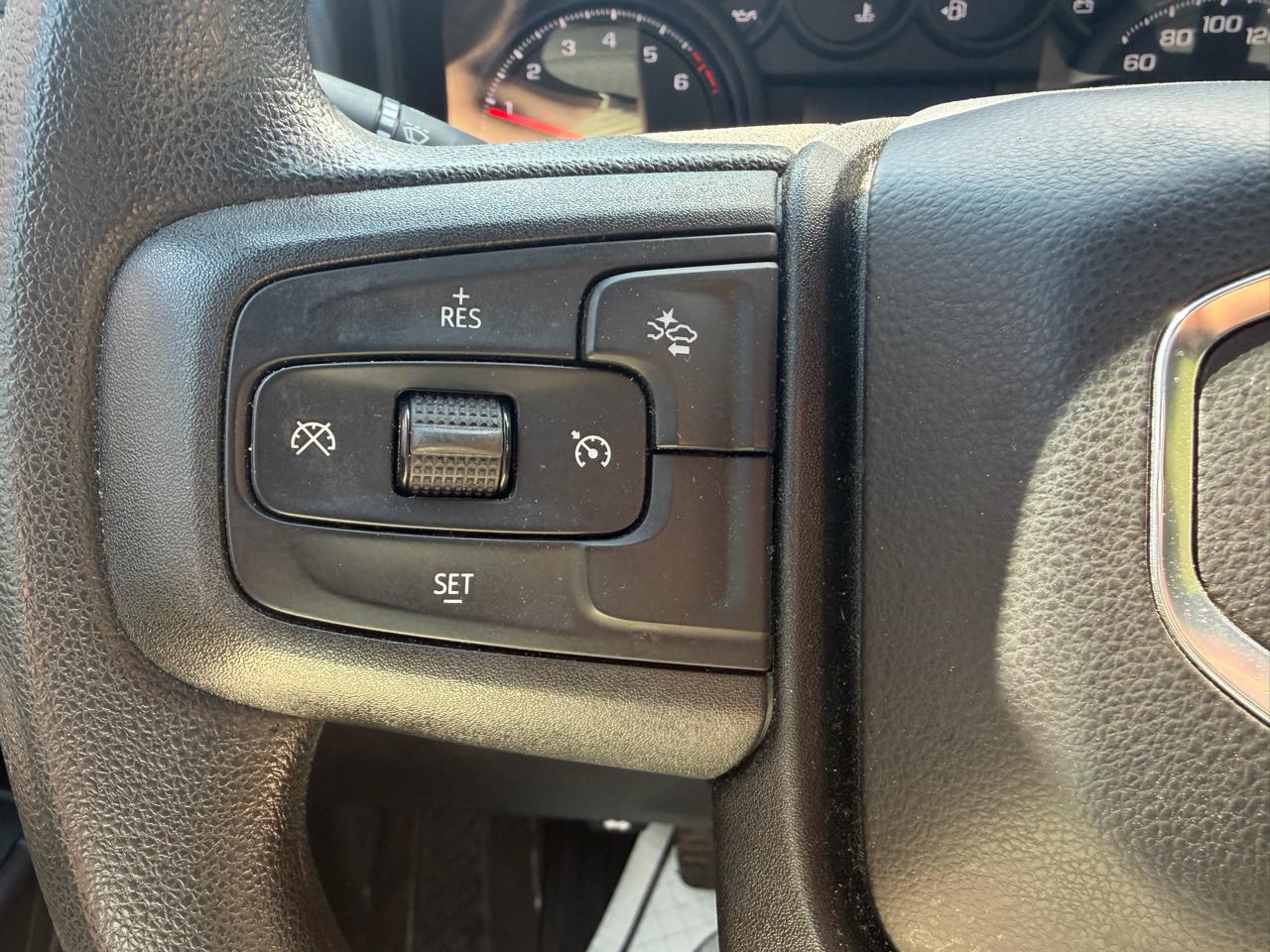 GMC Sierra 1500 Pro Crew Cab Short Box 4WD 2024