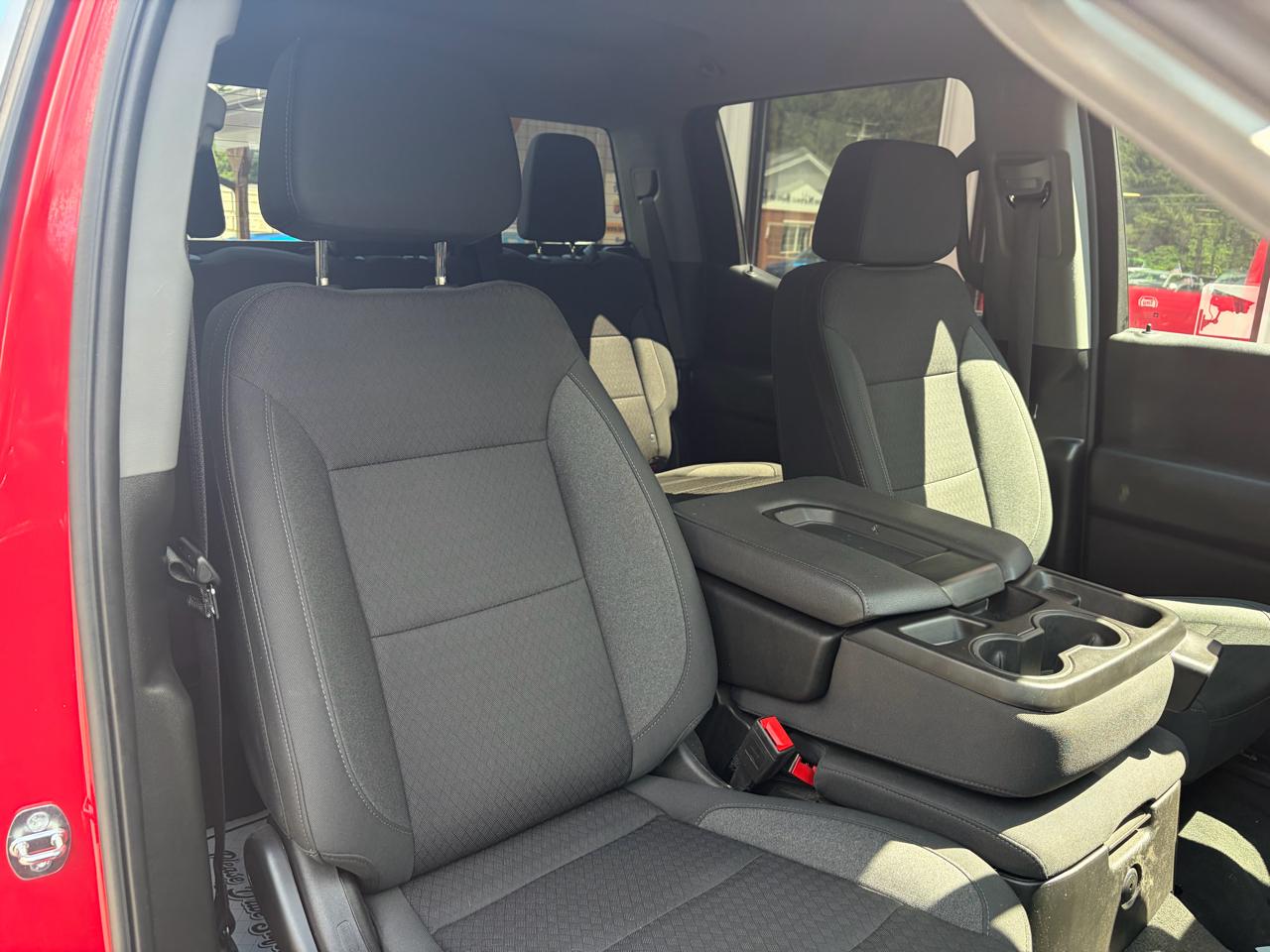 GMC Sierra 1500 Pro Crew Cab Short Box 4WD 2024