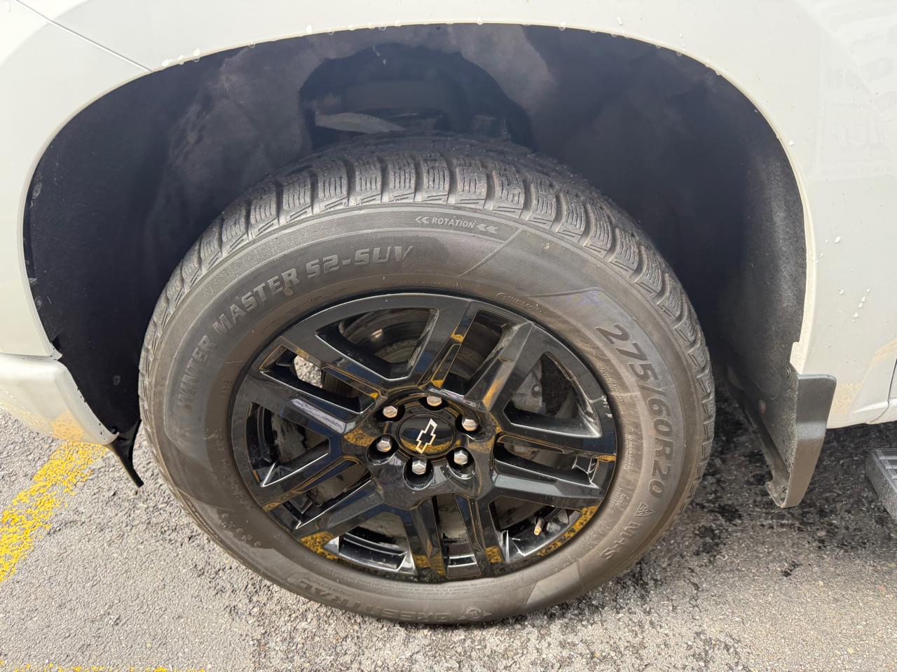 Chevrolet Silverado 1500 Custom Crew Cab 4WD 2024