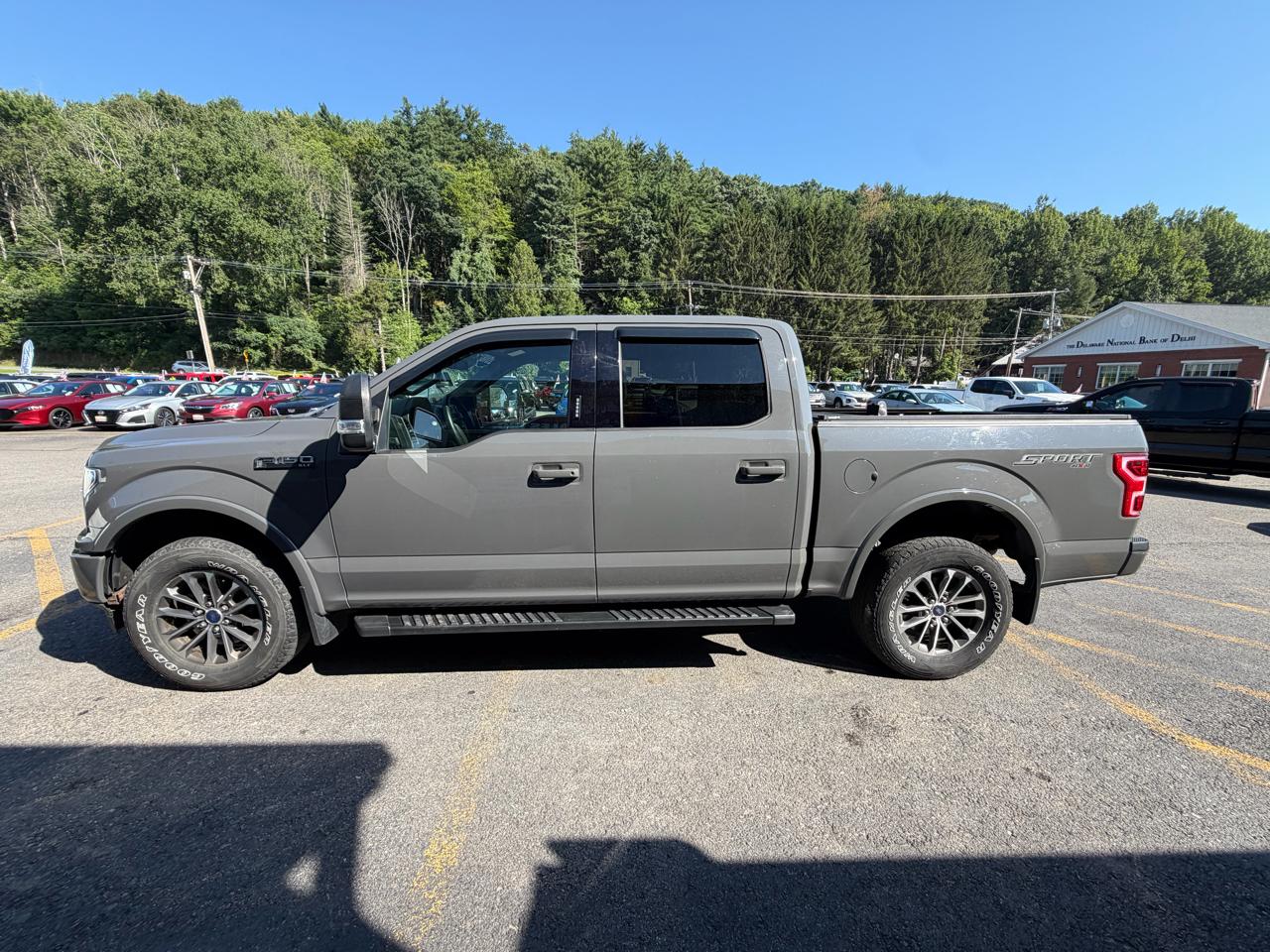 Ford F-150 XLT SuperCrew 5.5-ft. Bed 4WD 2018