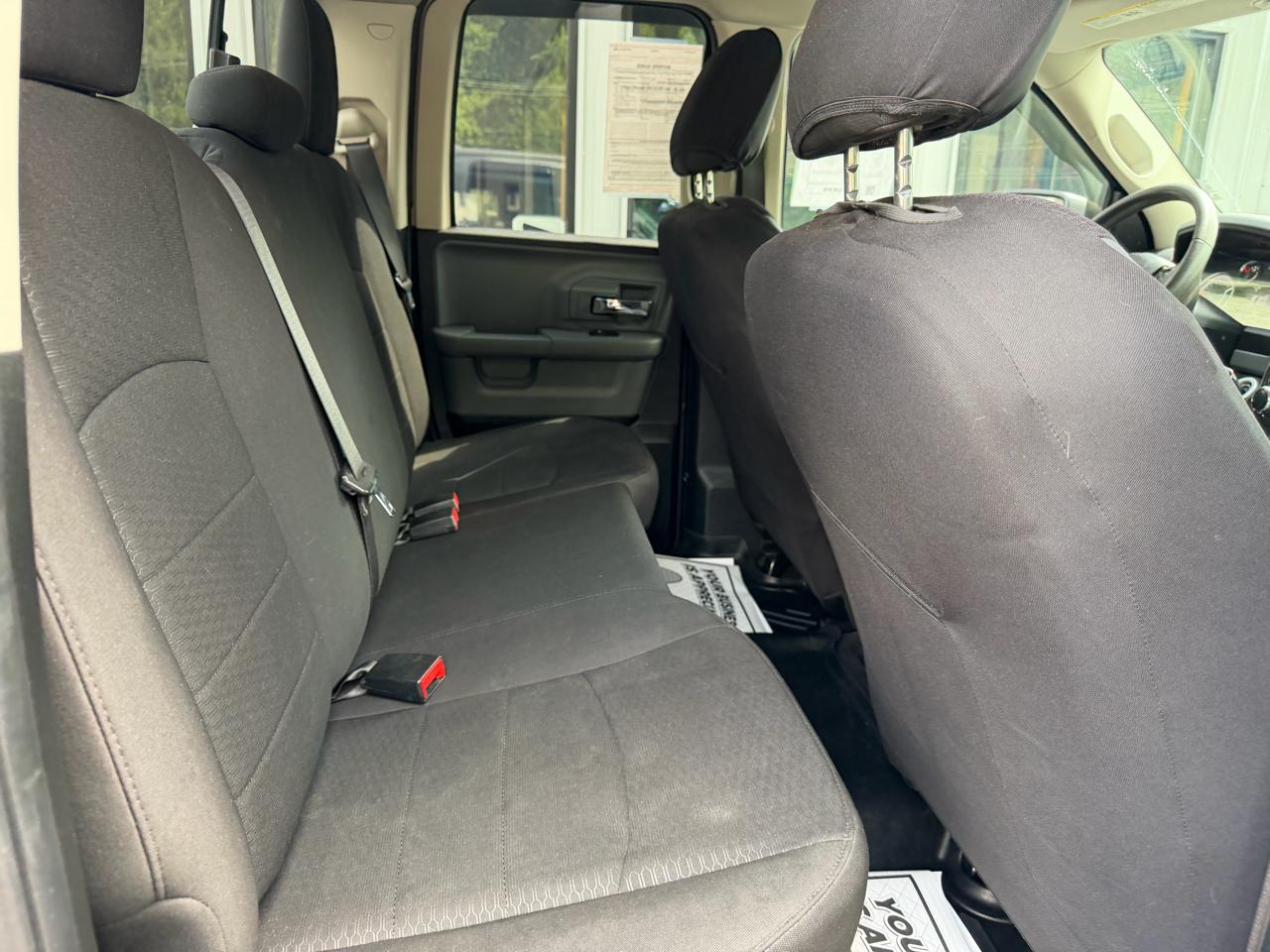 RAM 1500 SLT Quad Cab 4WD 2020