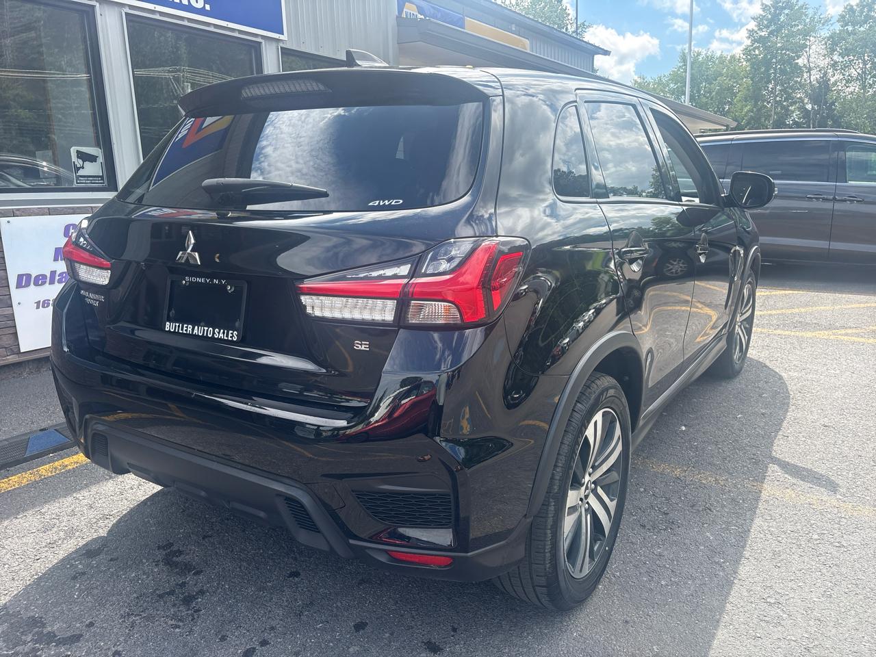 Mitsubishi Outlander Sport 2.0 ES 4WD 2024
