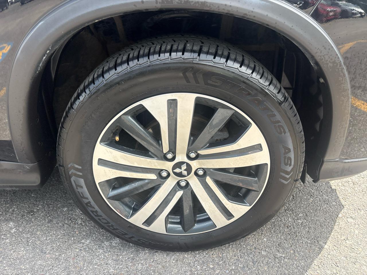 Mitsubishi Outlander Sport 2.0 ES 4WD 2024