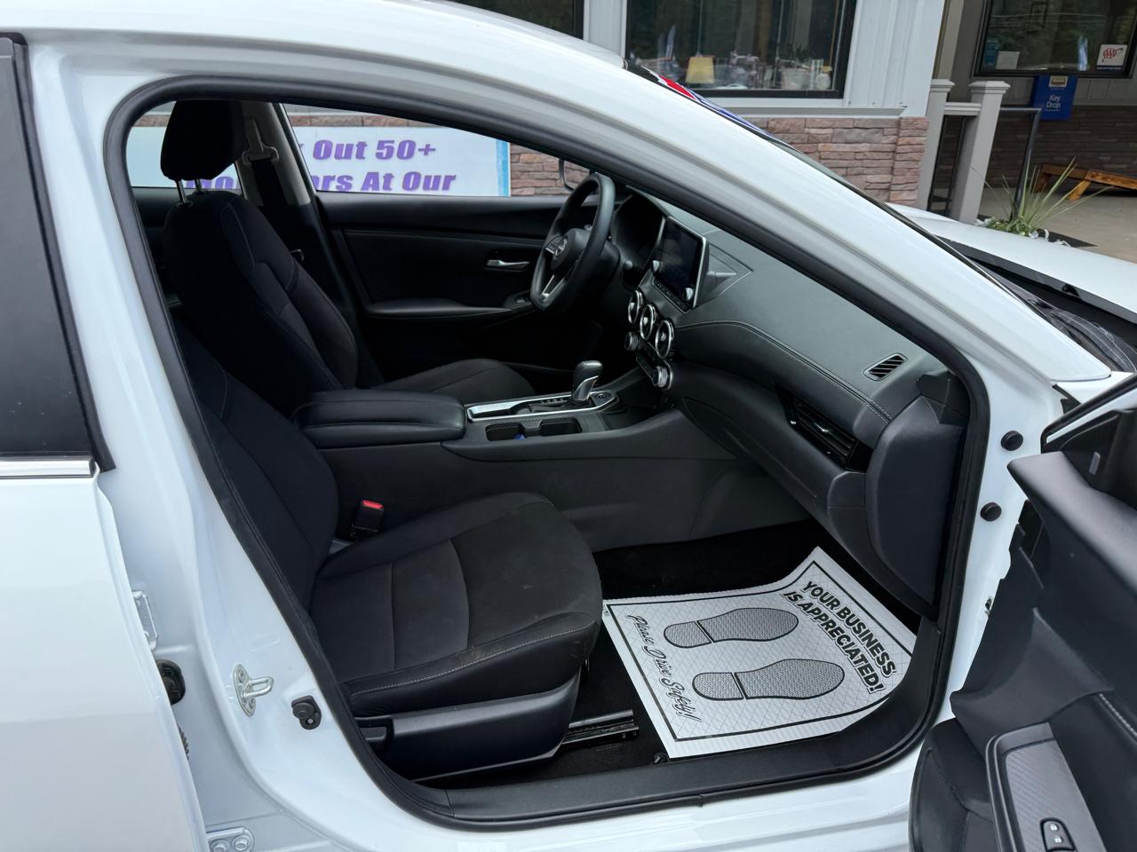 Nissan Sentra SV 2025