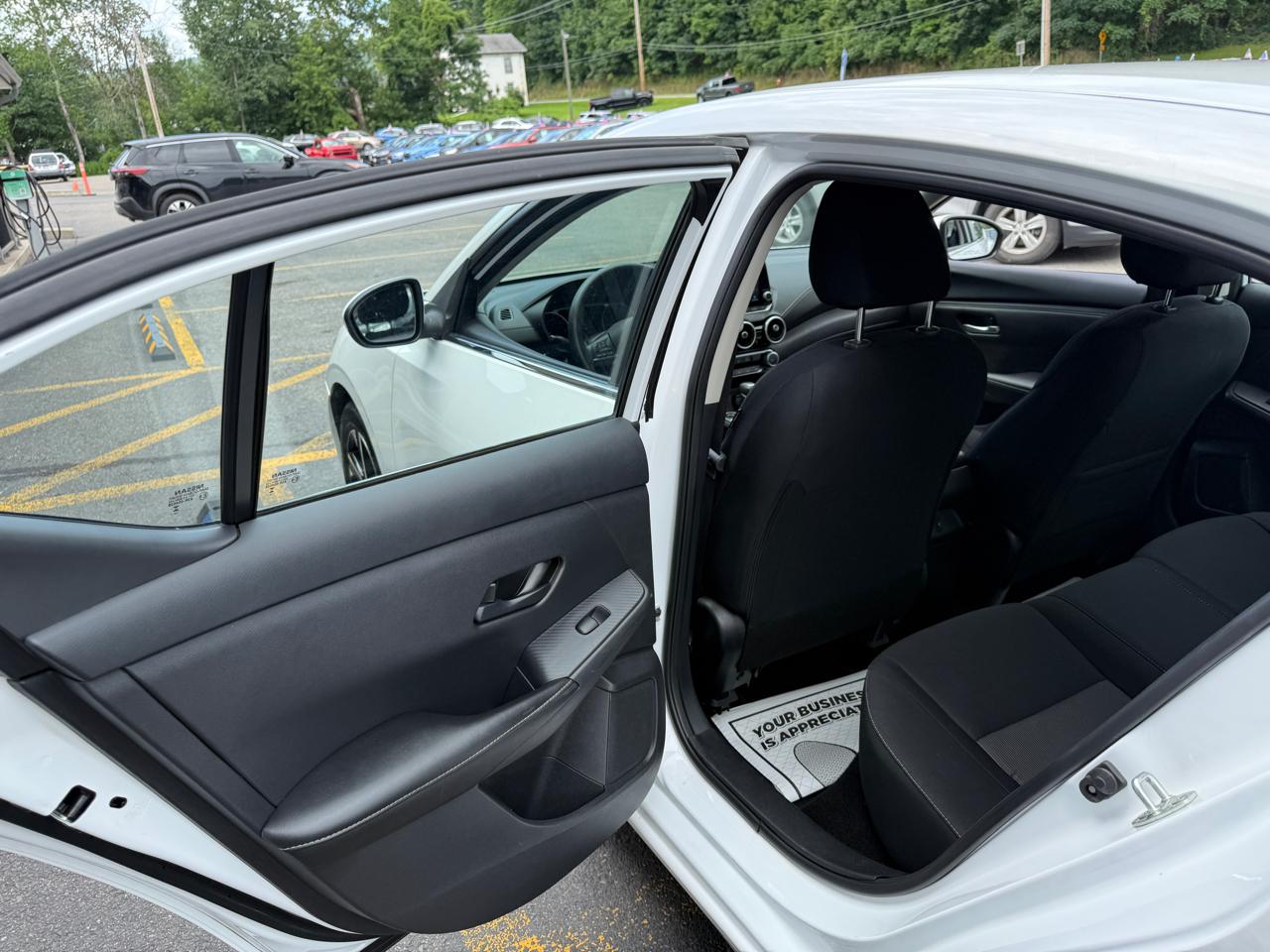 Nissan Sentra SV 2025