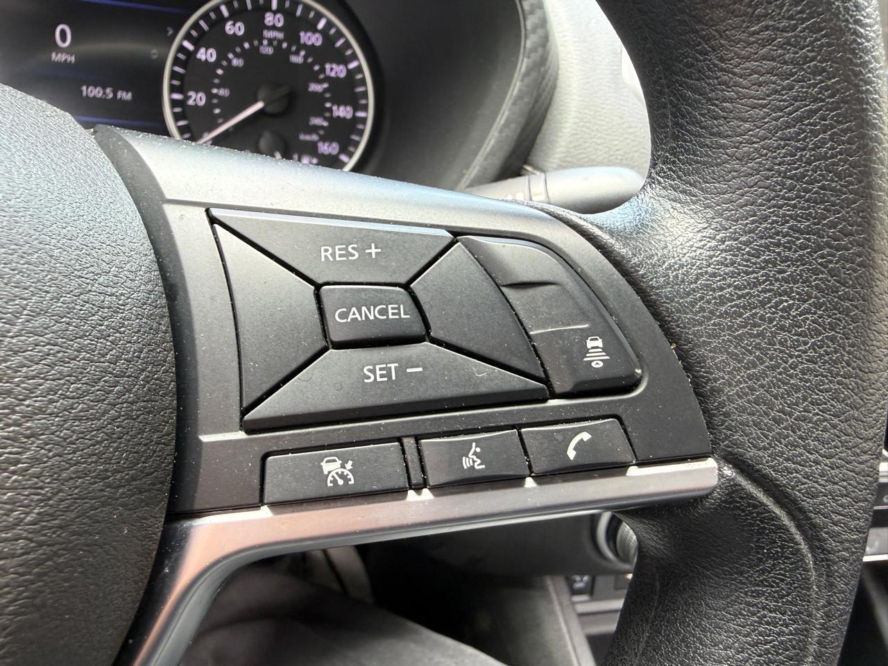 Nissan Sentra SV 2025