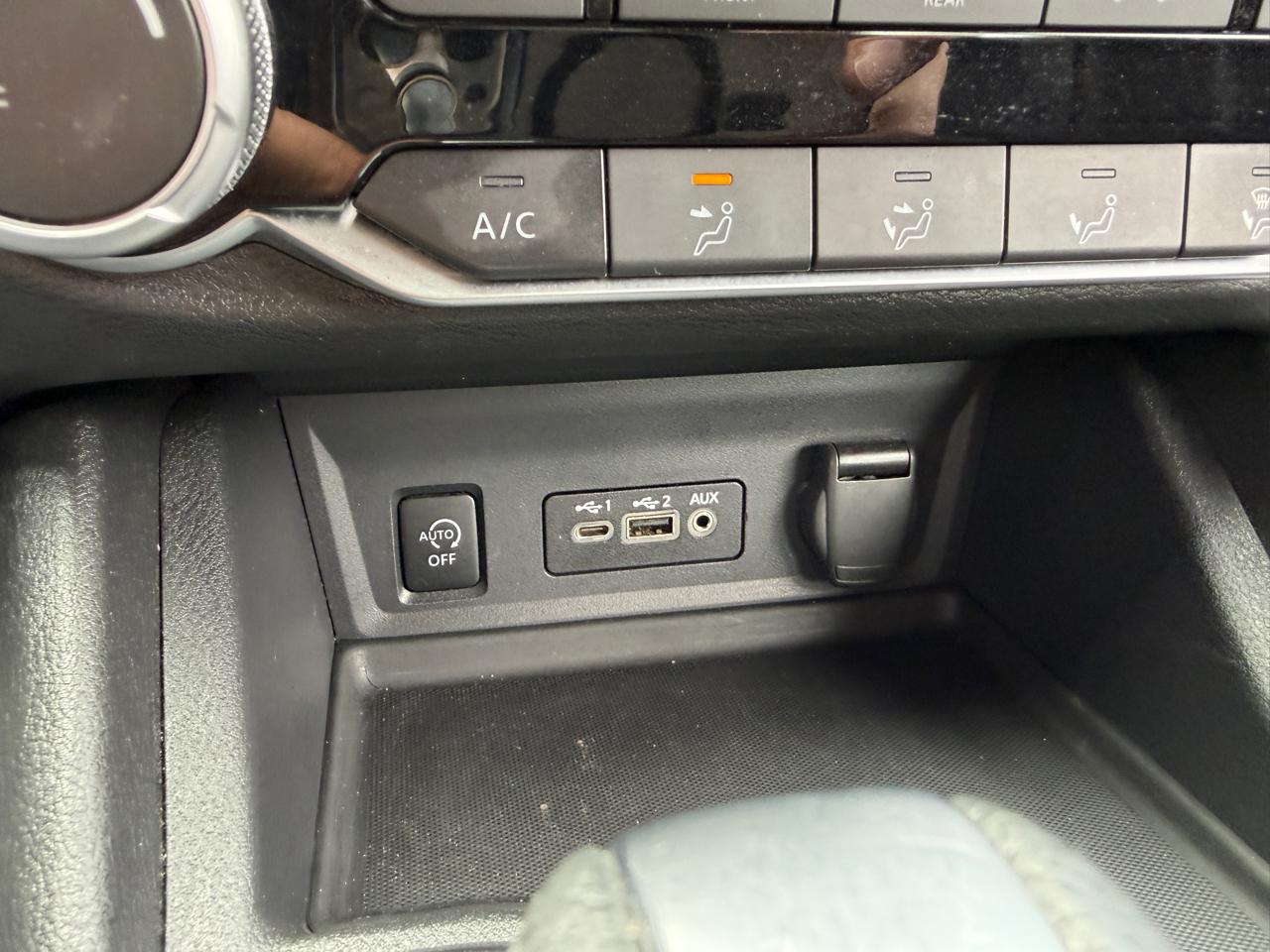 Nissan Sentra SV 2025
