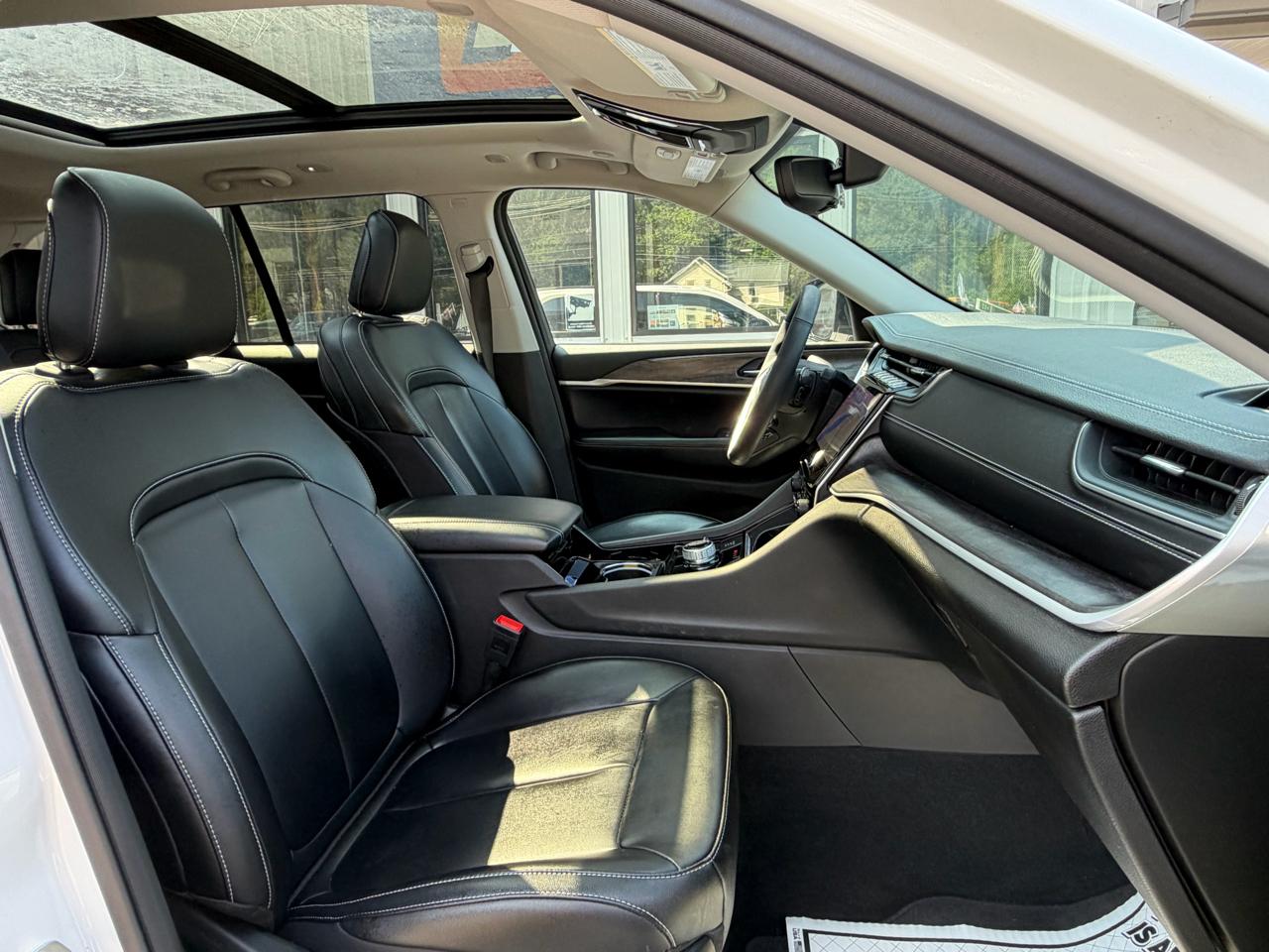 Jeep Grand Cherokee Limited 4WD 2023