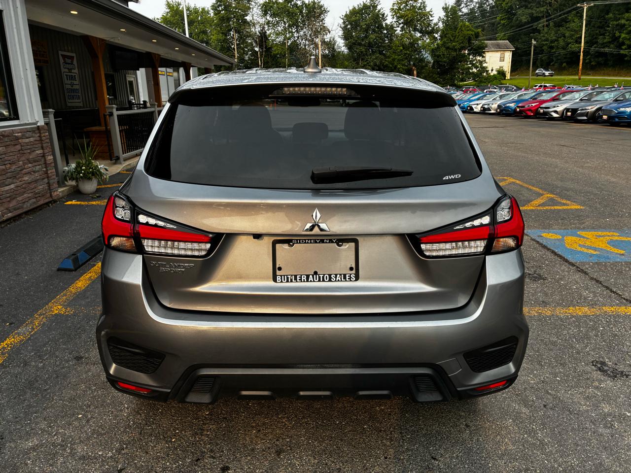 Mitsubishi Outlander Sport 2.0 ES 4WD 2024