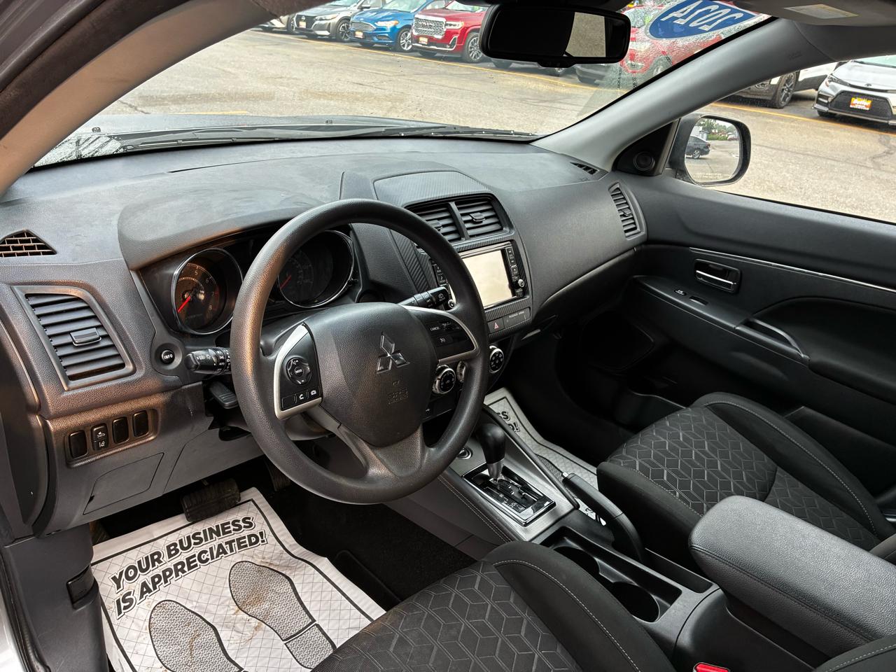 Mitsubishi Outlander Sport 2.0 ES 4WD 2024