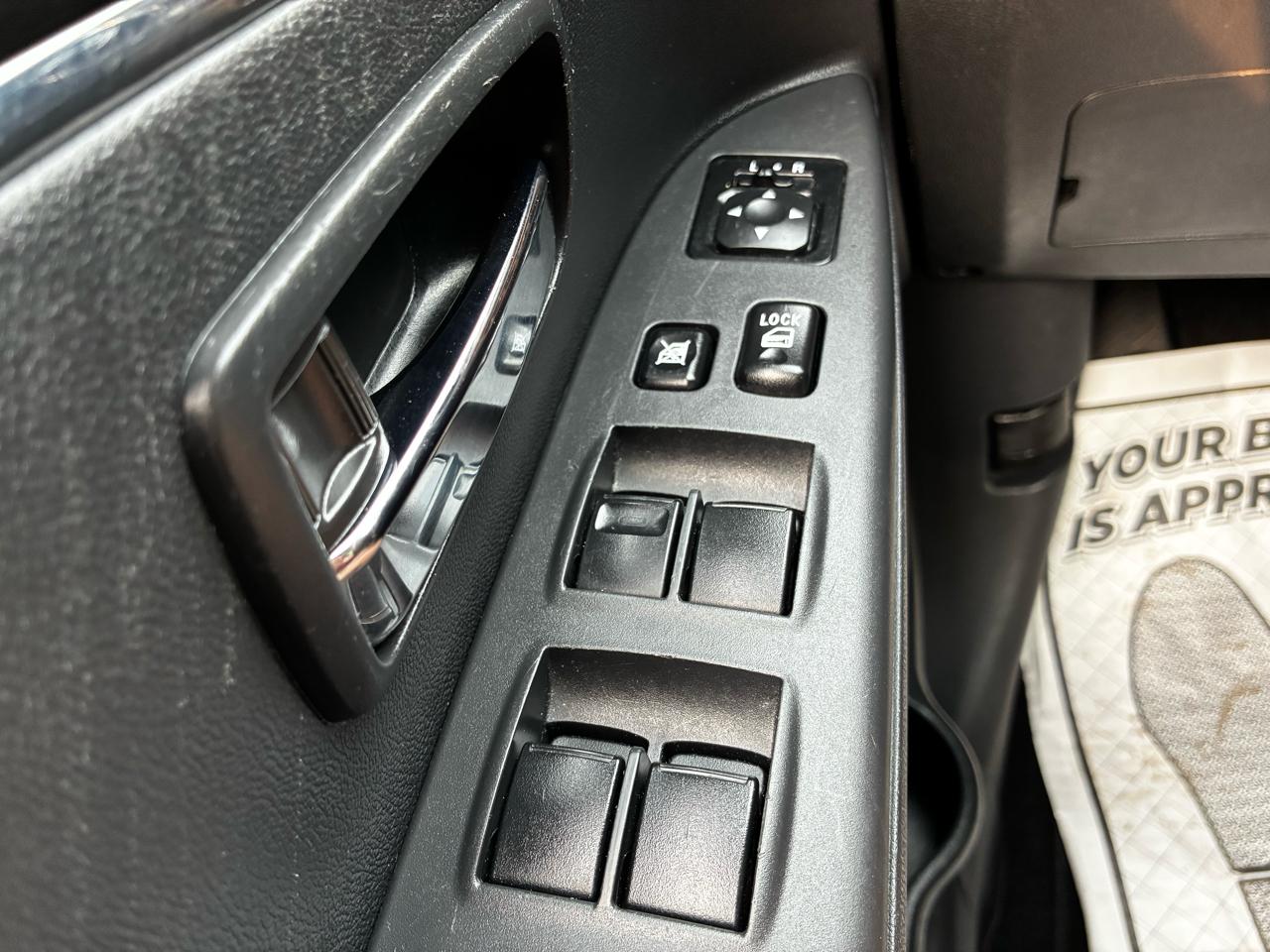 Mitsubishi Outlander Sport 2.0 ES 4WD 2024