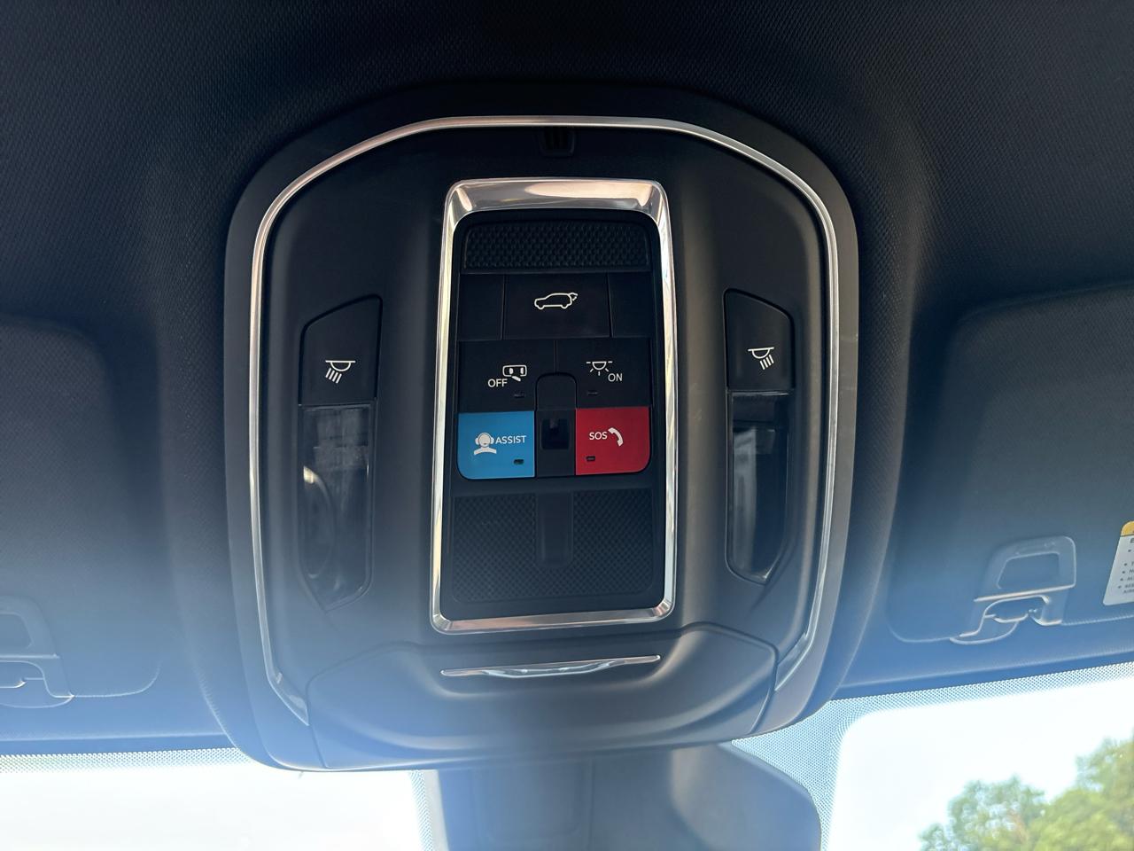 Jeep Grand Cherokee L Laredo 4WD 2023