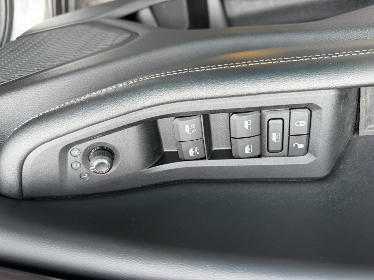Jeep Grand Cherokee L Laredo 4WD 2023