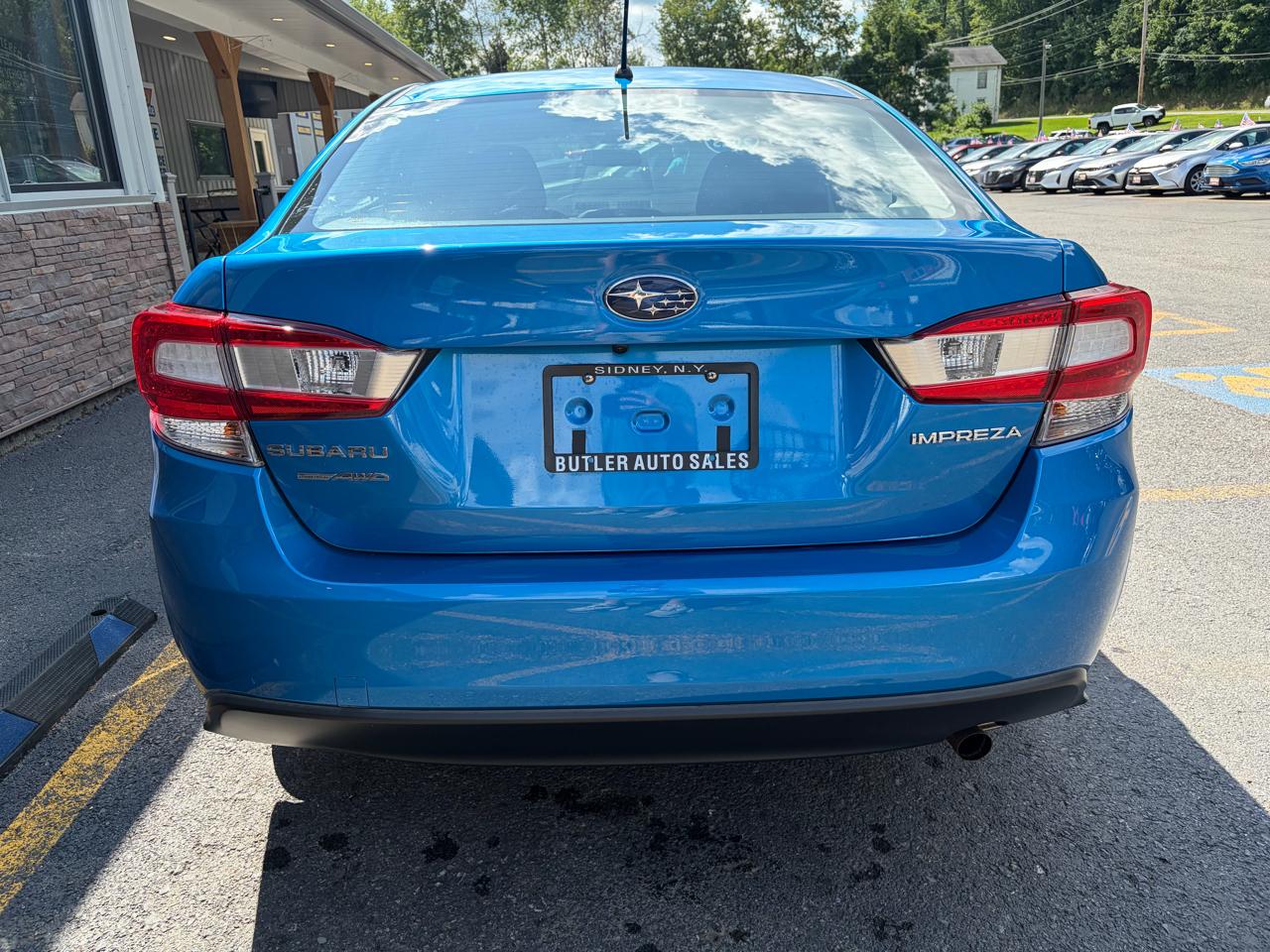 Subaru Impreza 2.0i 5M 4-Door 2023
