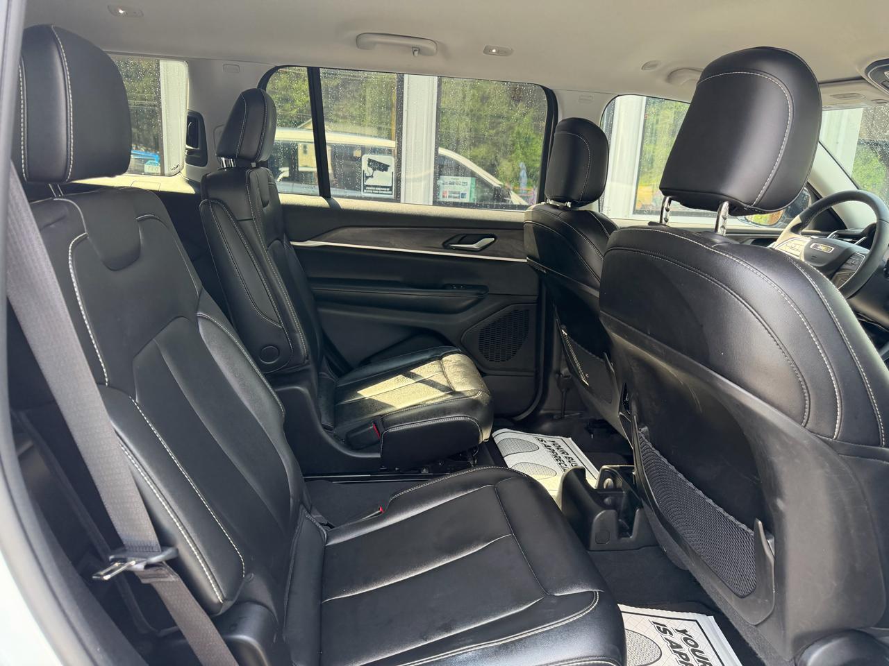 Jeep Grand Cherokee L Limited 4WD 2023